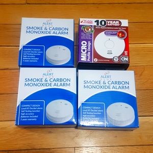 smoke and carbon monoxide detectors